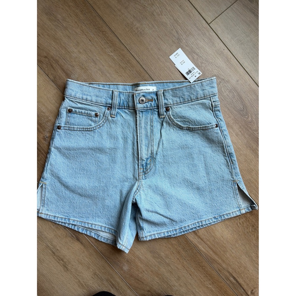 Abercrombie & Fitch Womens 27 The Dad Short High Rise Light Wash Denim NWT
